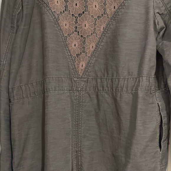 Green Jacket - Picture 4 of 6